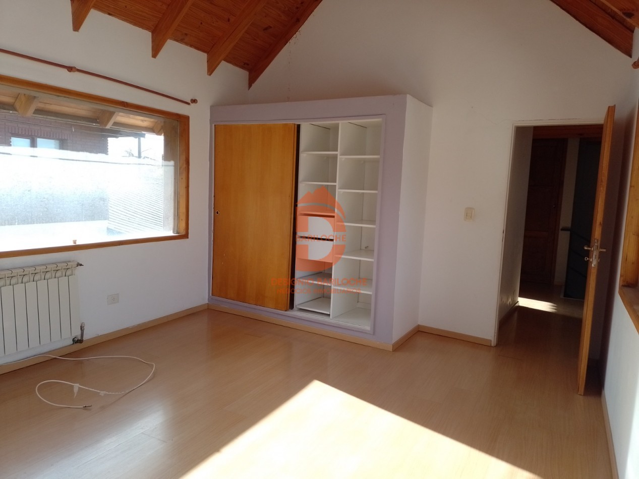 Casa y 3 dptos en venta - San Carlos de Bariloche