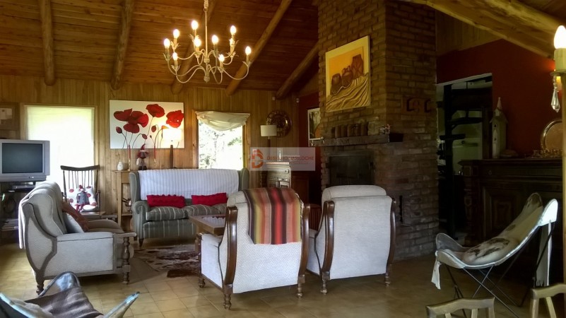 INCREIBLE CASA EN VENTA SOBRE COSTA AL LAGO MORENO