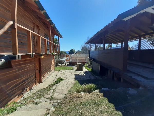 SE VENDE CASA + CABAÑA EN PH en BARILOCHE 
