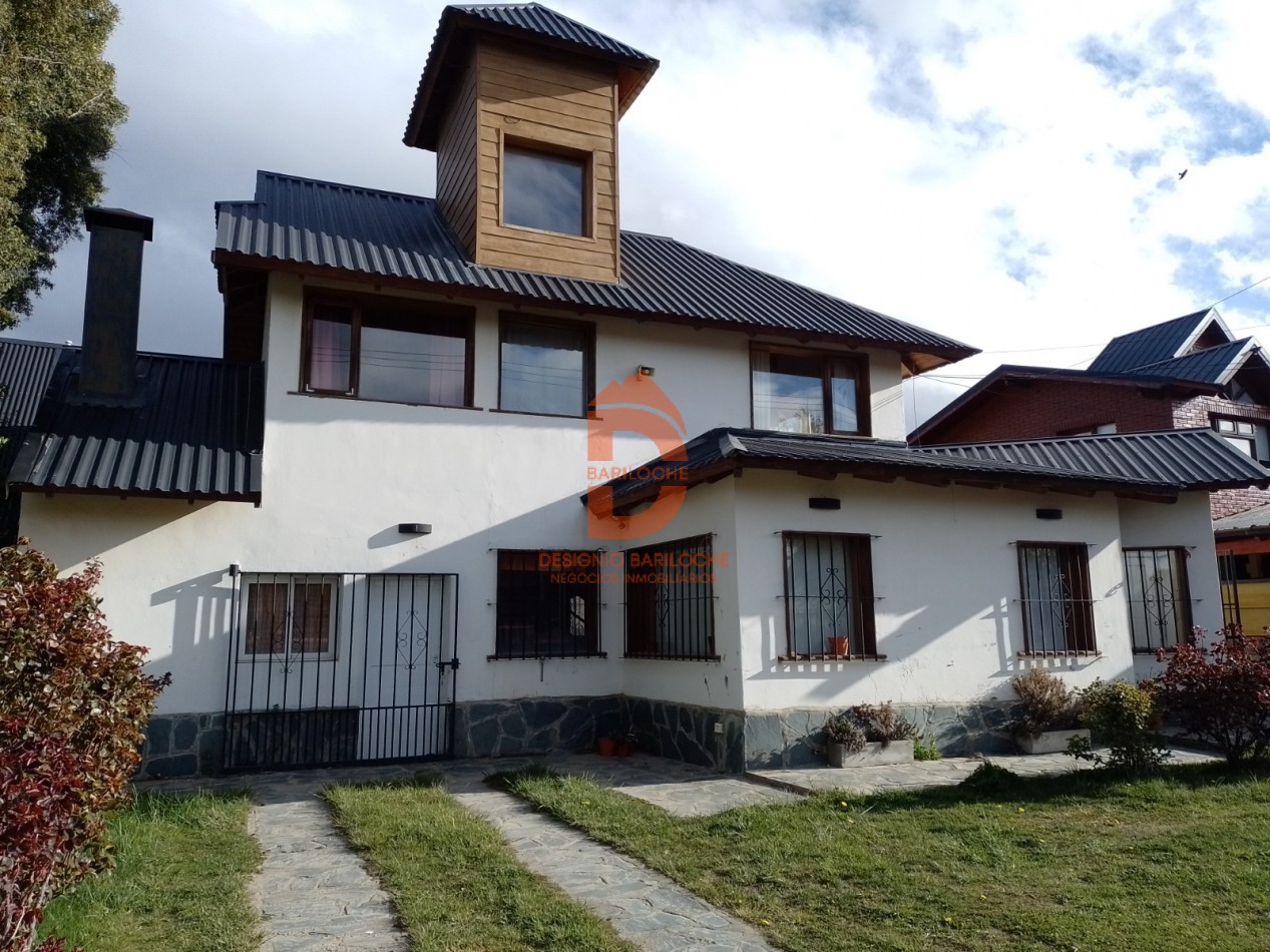 Casa y 3 dptos en venta - San Carlos de Bariloche