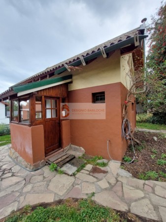 SE VENDE CASA + CABAÑA EN PH en BARILOCHE 