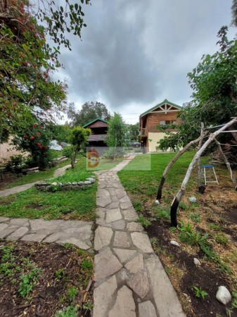 SE VENDE CASA + CABAÑA EN PH en BARILOCHE 
